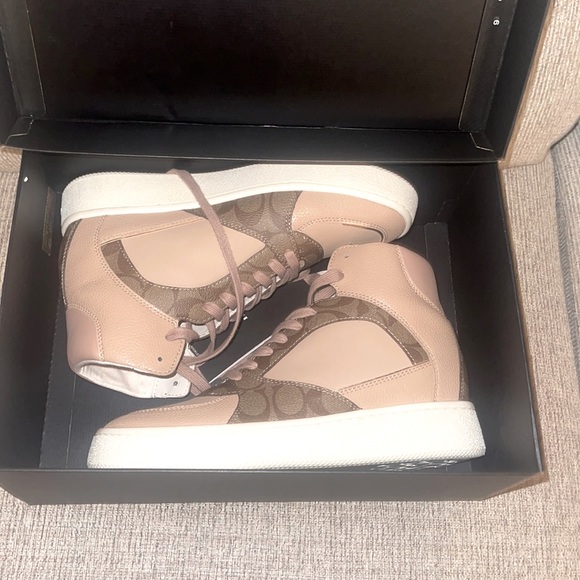 Coach High Top Platforms - Picture 3 of 10